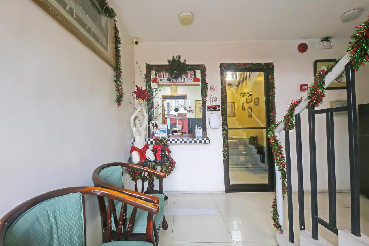Oyo 896 Silverio Suites Манила Екстериор снимка